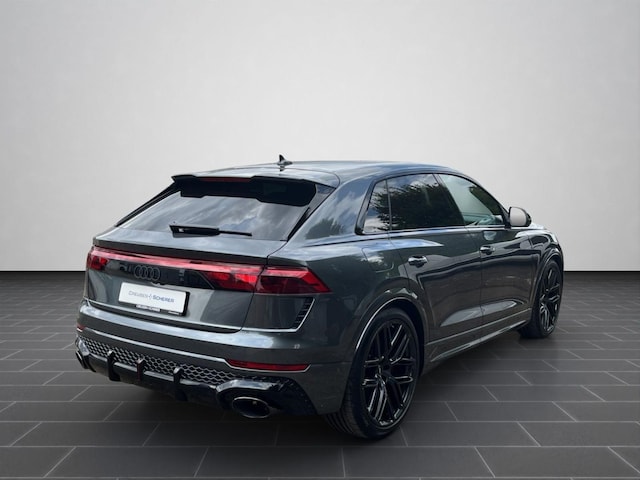 Audi RS Q8 Quattro