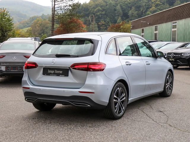 Mercedes-Benz B 200 B 200 d Progressive