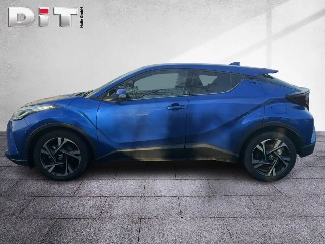 Toyota C-HR Team D