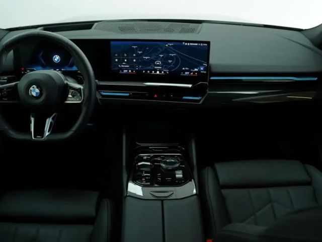 BMW 520 520d M-Sport Touring