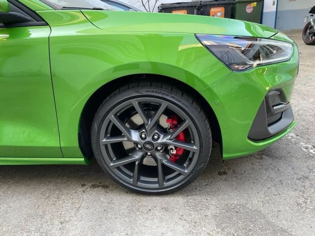 Ford Focus ST Line