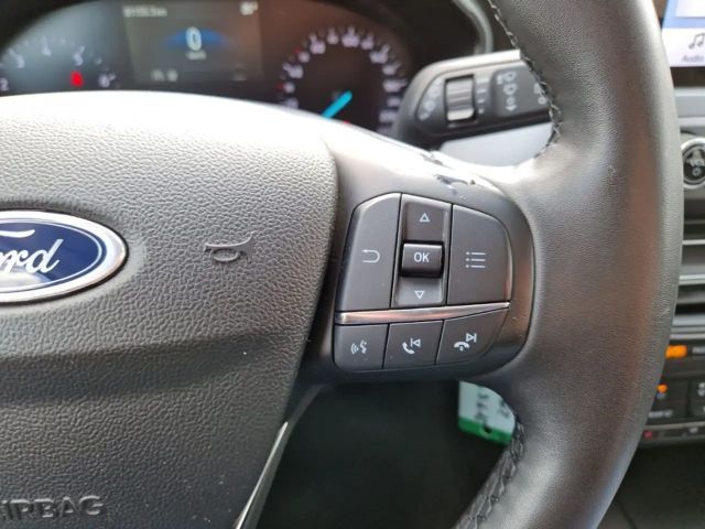 Ford Focus Cool & Connect EcoBoost Wagon