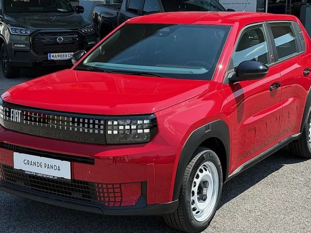 Fiat Grande Panda E RED