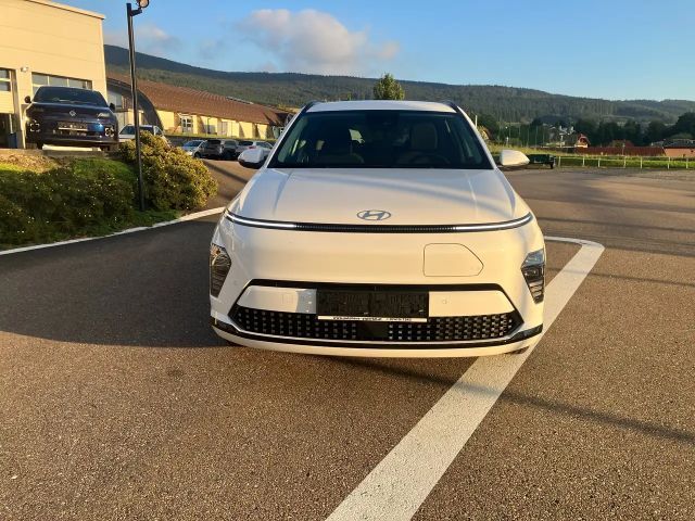 Hyundai Kona 64 kWh Electric
