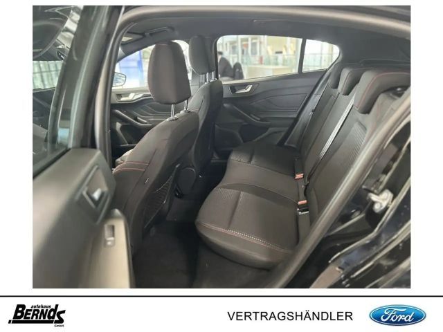 Ford Focus EcoBoost ST Line