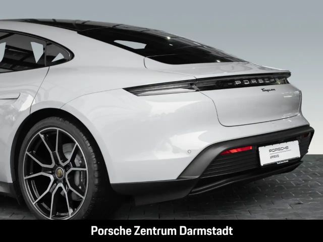 Porsche Taycan Surround-View BOSE Luftfederung 21-Zoll