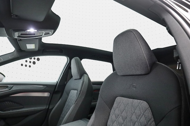 Audi A6 Avant Quattro S-Tronic