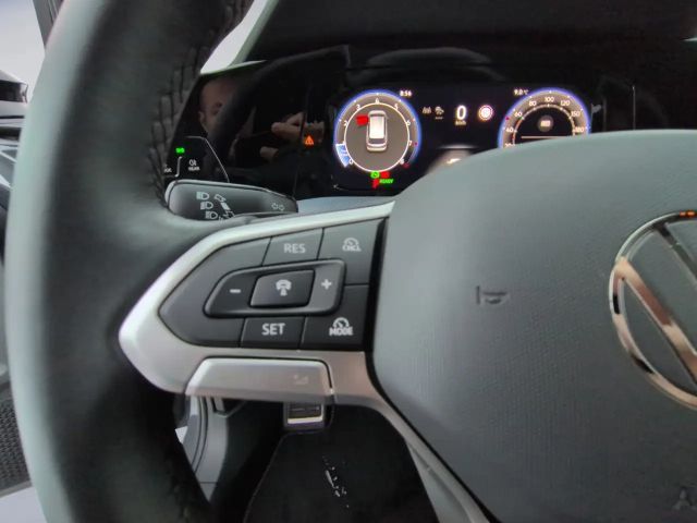 Volkswagen Golf 1.5 eTSI DSG Golf VIII Variant