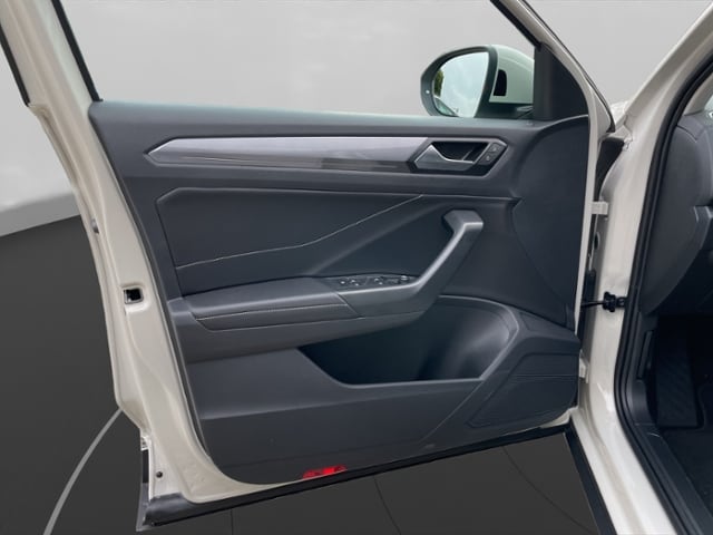 Volkswagen T-Roc 1.5 TSI Plus