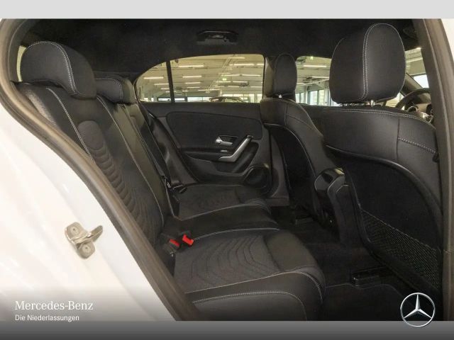 Mercedes-Benz A 180 Progressive