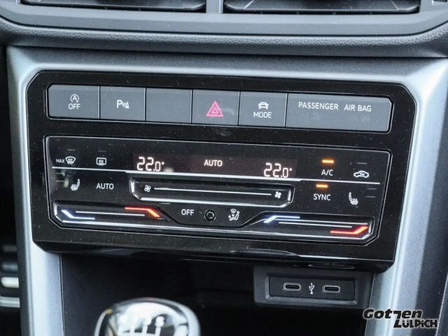 Volkswagen T-Cross Active 1,0TSI Navi PDC ACC App-Connect
