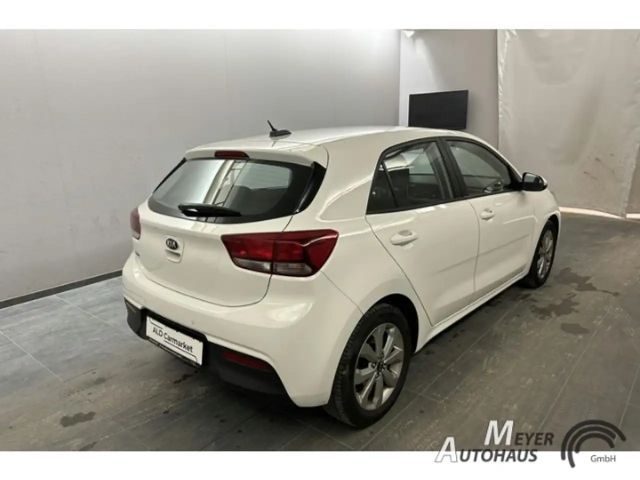 Kia Rio GDi Vision