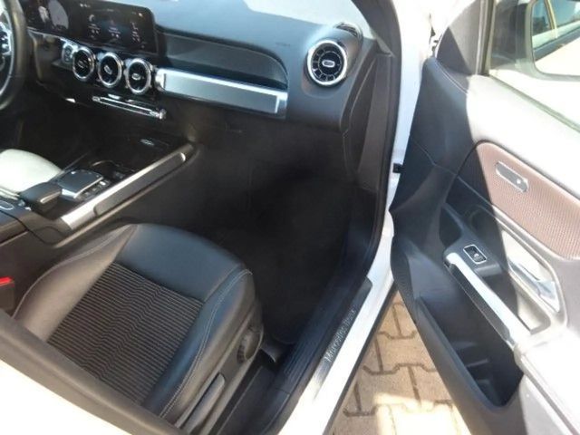 Mercedes-Benz GLB 200 Progressive