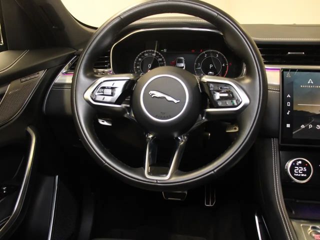 Jaguar F-Pace AWD D300 R-Dynamic