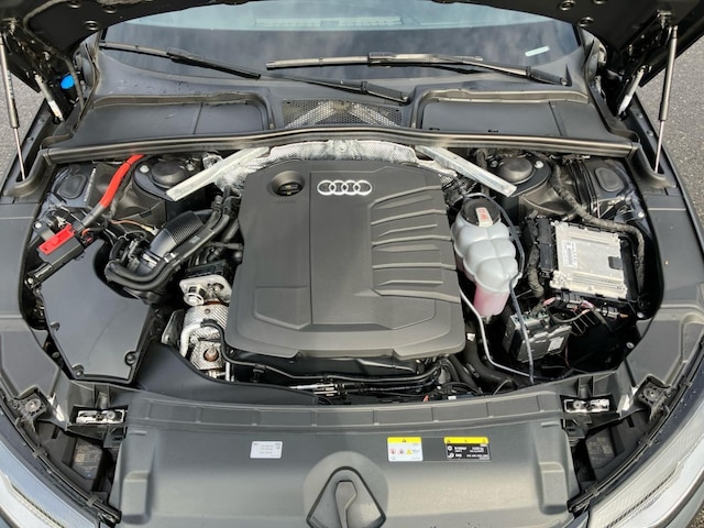 Audi A4 30 TDI Avant S-Tronic