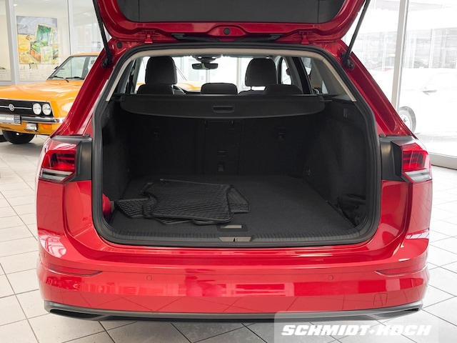 Volkswagen Golf DSG Life Variant