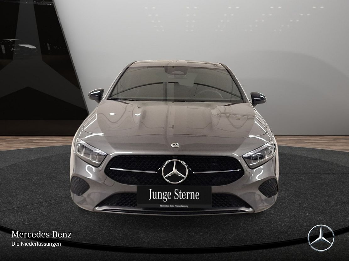 Mercedes-Benz A 180 Progressive