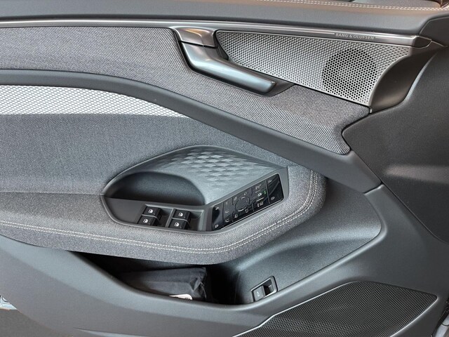 Audi A6 Quattro S-Tronic Sedan