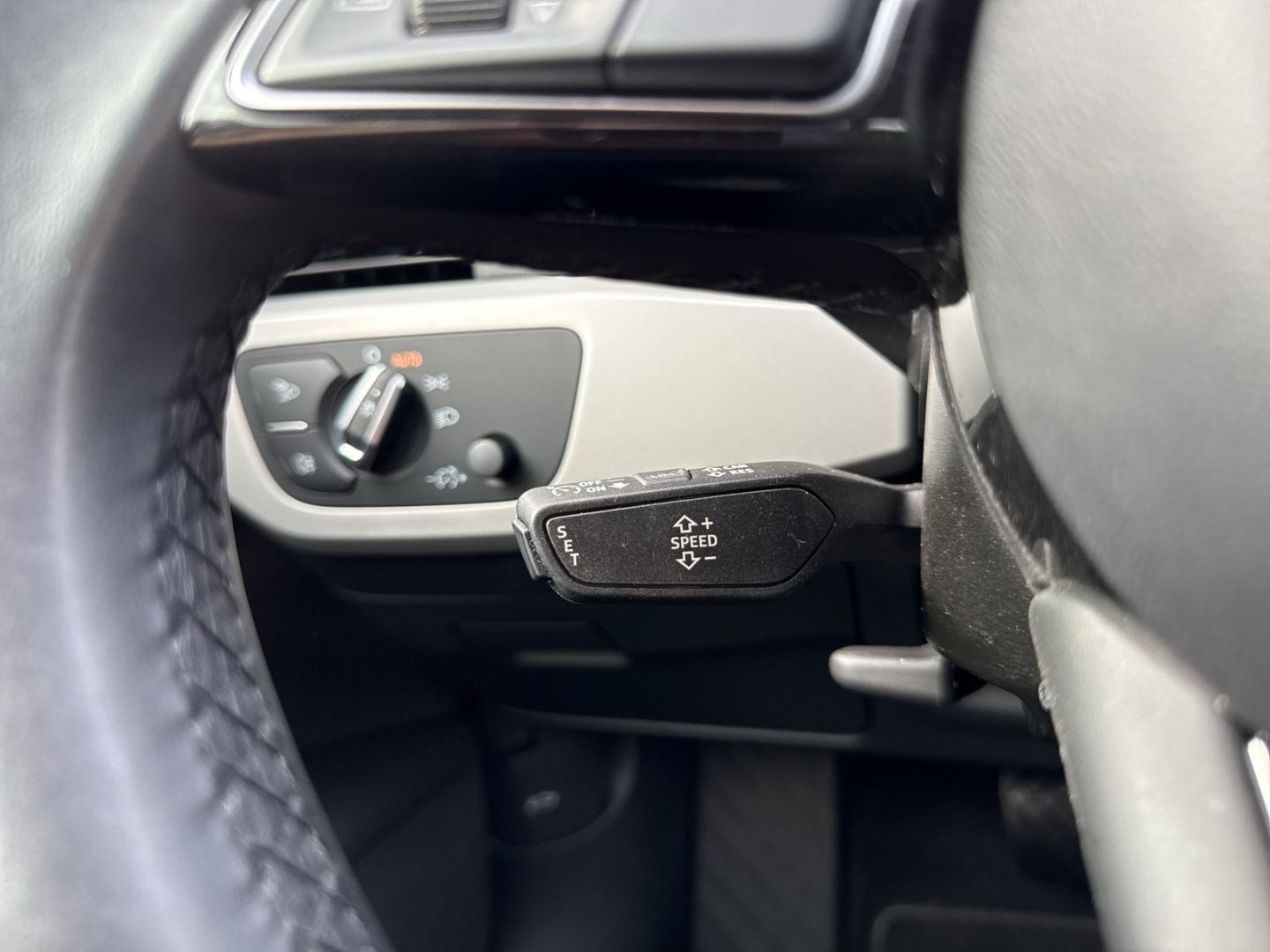 Audi A4 40 TFSI Avant S-Tronic