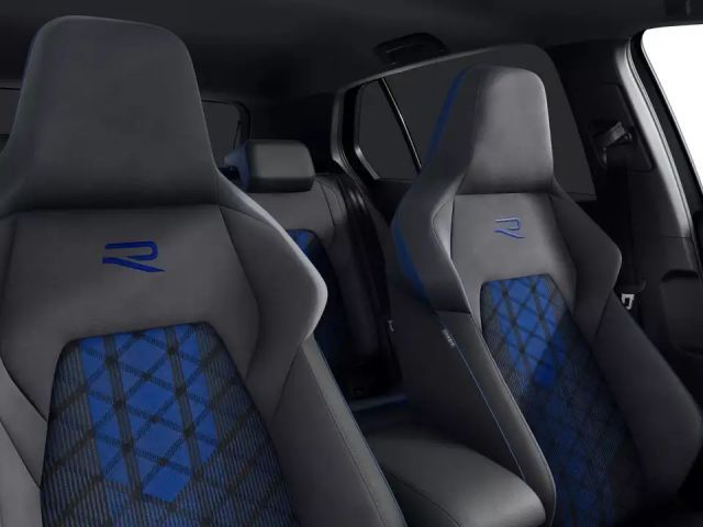 Volkswagen Golf IQ.Drive