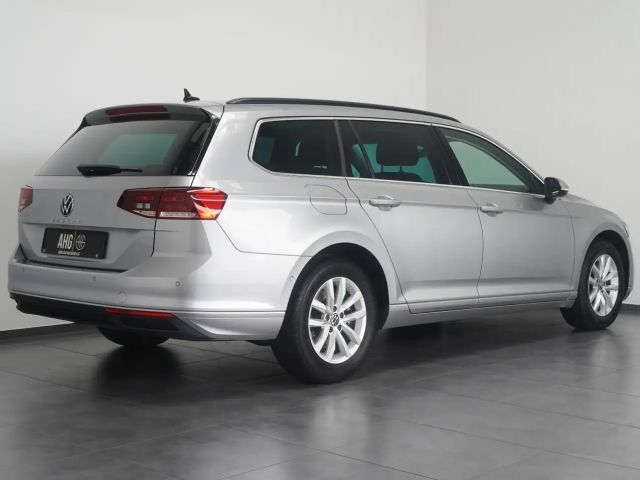 Volkswagen Passat 2.0 TDI Business DSG Variant