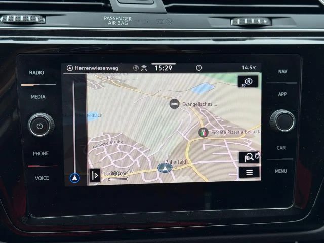 Volkswagen Touran 1.5 TSI