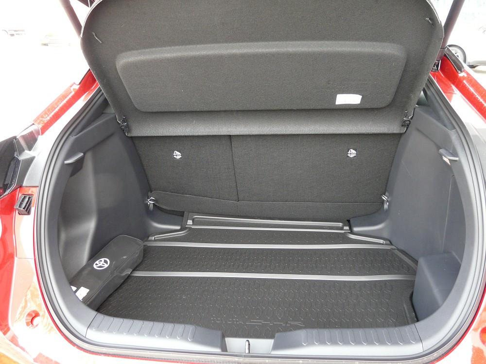 Toyota C-HR Hybride Team D