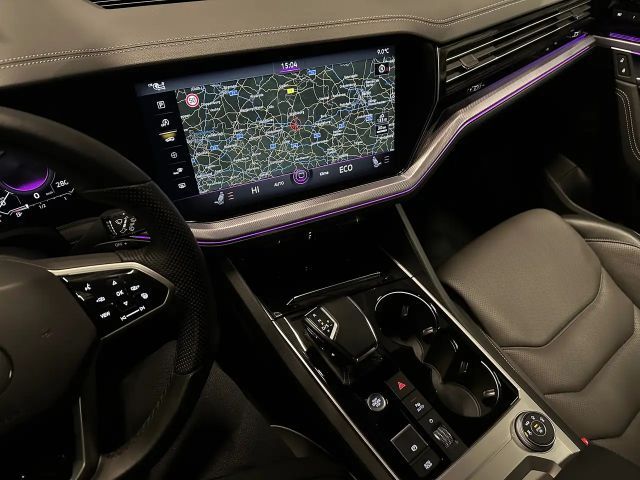 Volkswagen Touareg 4Motion R-Line Style