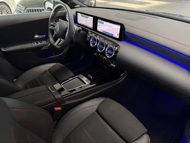 Mercedes-Benz CLA 200 AMG Line