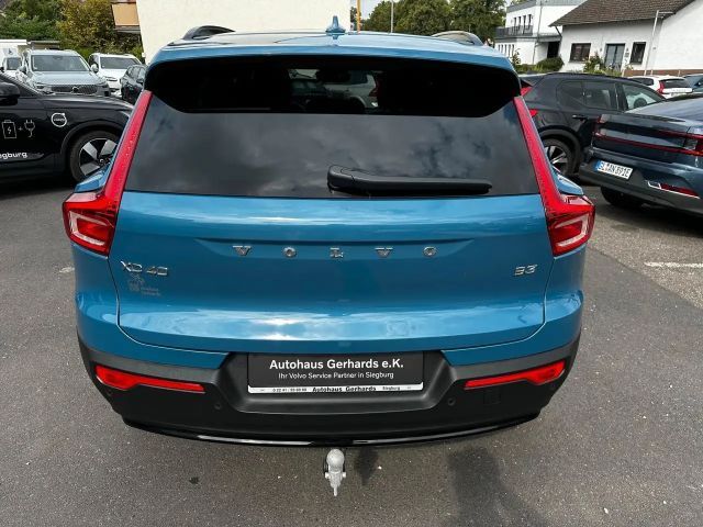 Volvo XC40 Dark Plus