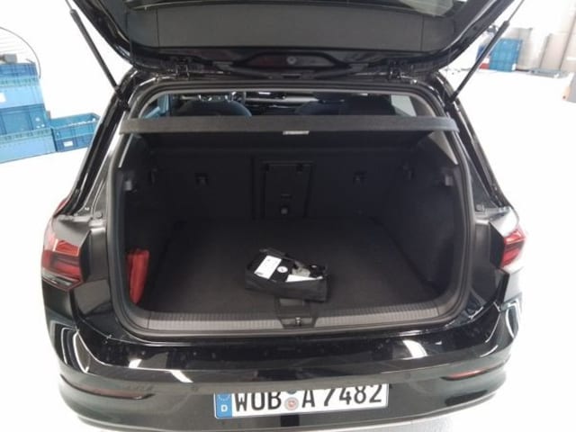 Volkswagen Golf 1.5 eTSI DSG Golf VIII Style