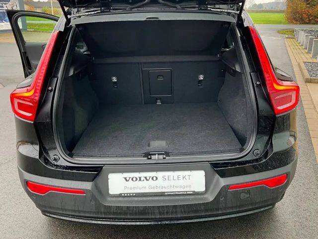 Volvo XC40 AWD Core Recharge