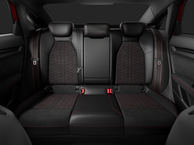 Audi RS3 Quattro S-Tronic Sedan