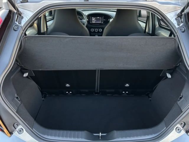 Toyota Aygo X 1.0 VVT-i Hatchback Play S-CVT