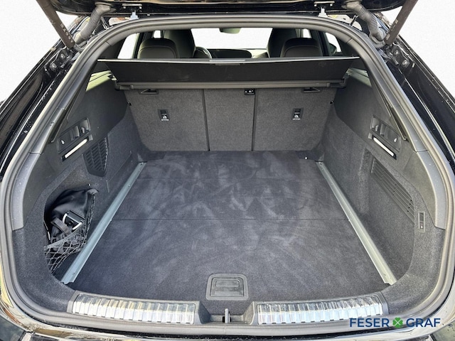 Audi A6 Avant Quattro S-Tronic