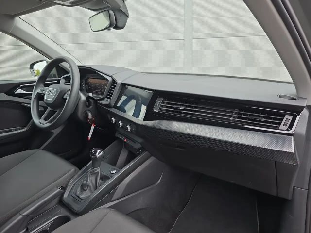 Audi A1 Citycarver 30 TFSI