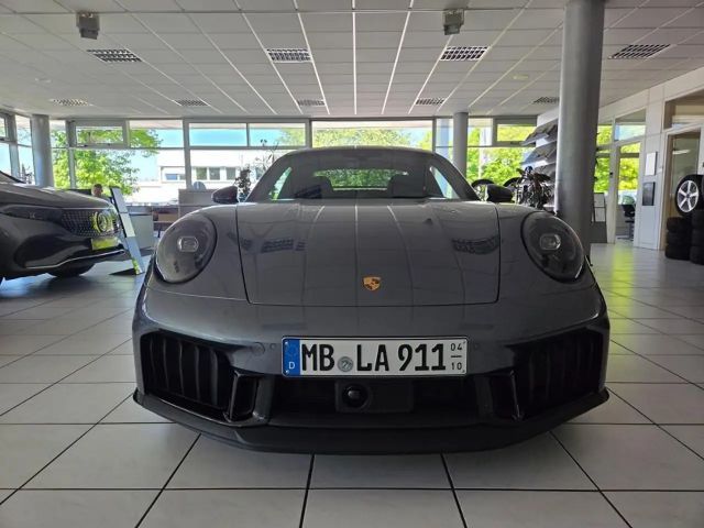 Porsche 992 Carrera Coupé GTS