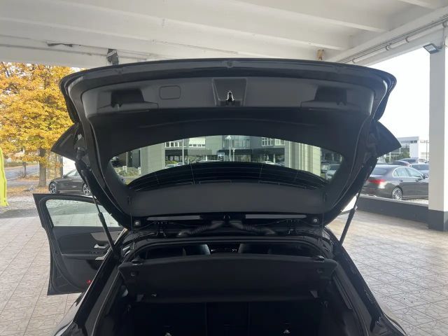 Mercedes-Benz A 180 Progressive