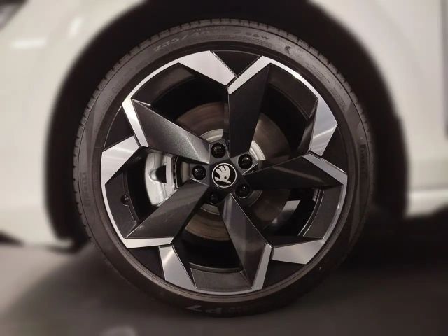 Skoda Superb 2.0 TDI 4x4 Combi Sportline