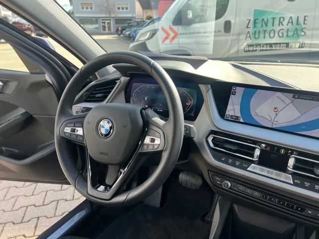 BMW 120 120d Advantage pakket Sedan