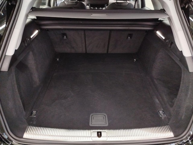 Audi A4 40 TFSI Avant S-Tronic