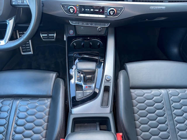 Audi RS4 Avant Quattro