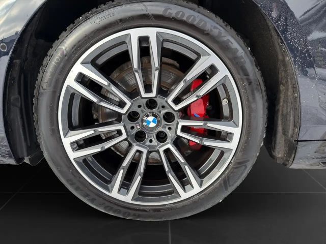 BMW 520 520d M-Sport Sedan