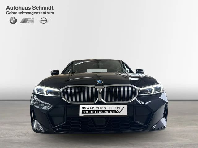 BMW 320 320d M-Sport Sedan