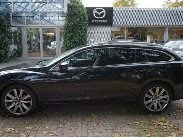 Mazda 6 2.5L SkyActiv Takumi