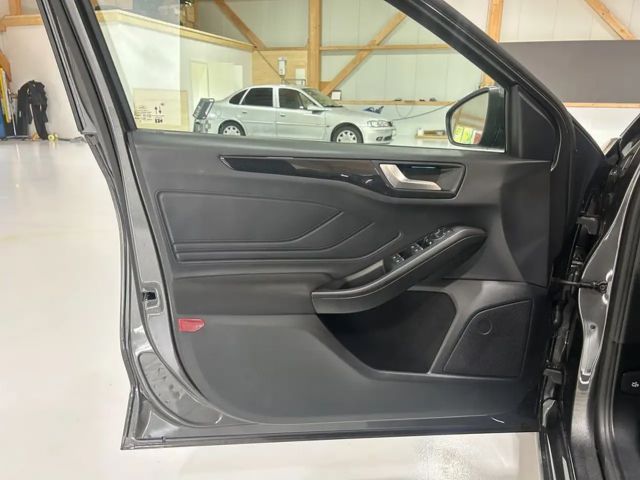 Ford Focus EcoBoost ST Line Wagon