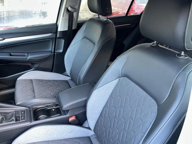 Volkswagen Golf 1.5 TSI