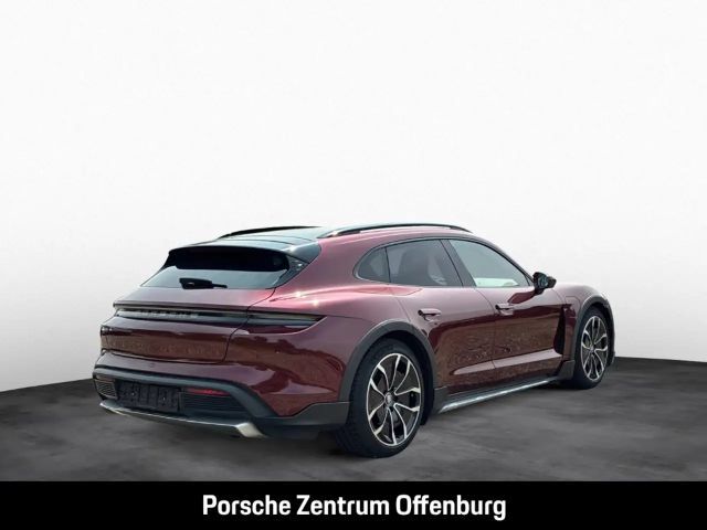 Porsche Taycan 4S Cross Turismo