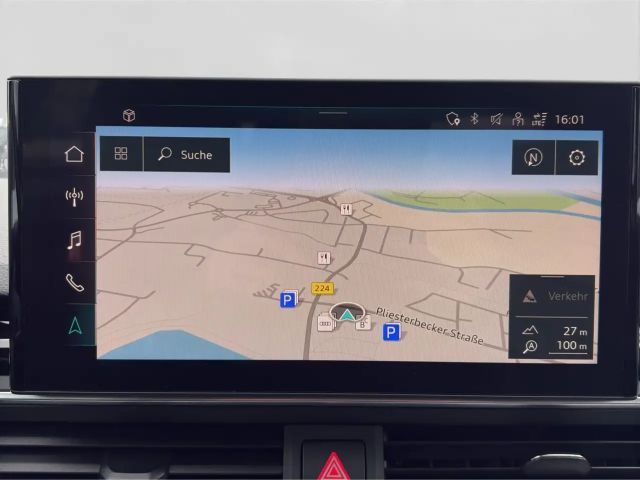 Audi A4 30 TDI S-Line Sedan