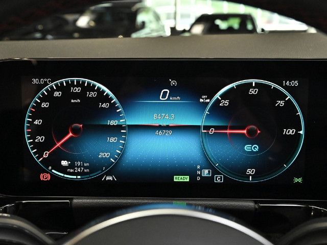 Mercedes-Benz EQA 300 4MATIC